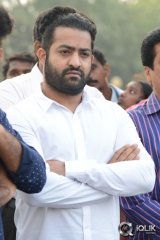 NTR Family Visit to NTR Ghat 2016